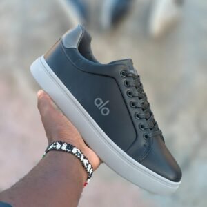 ALO Apex UrbanGlide Sneakers™ - Black
