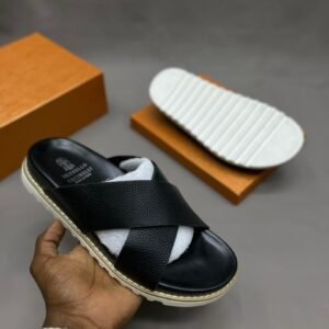 Trinity CrossForm Luxe™ Sandals - Black
